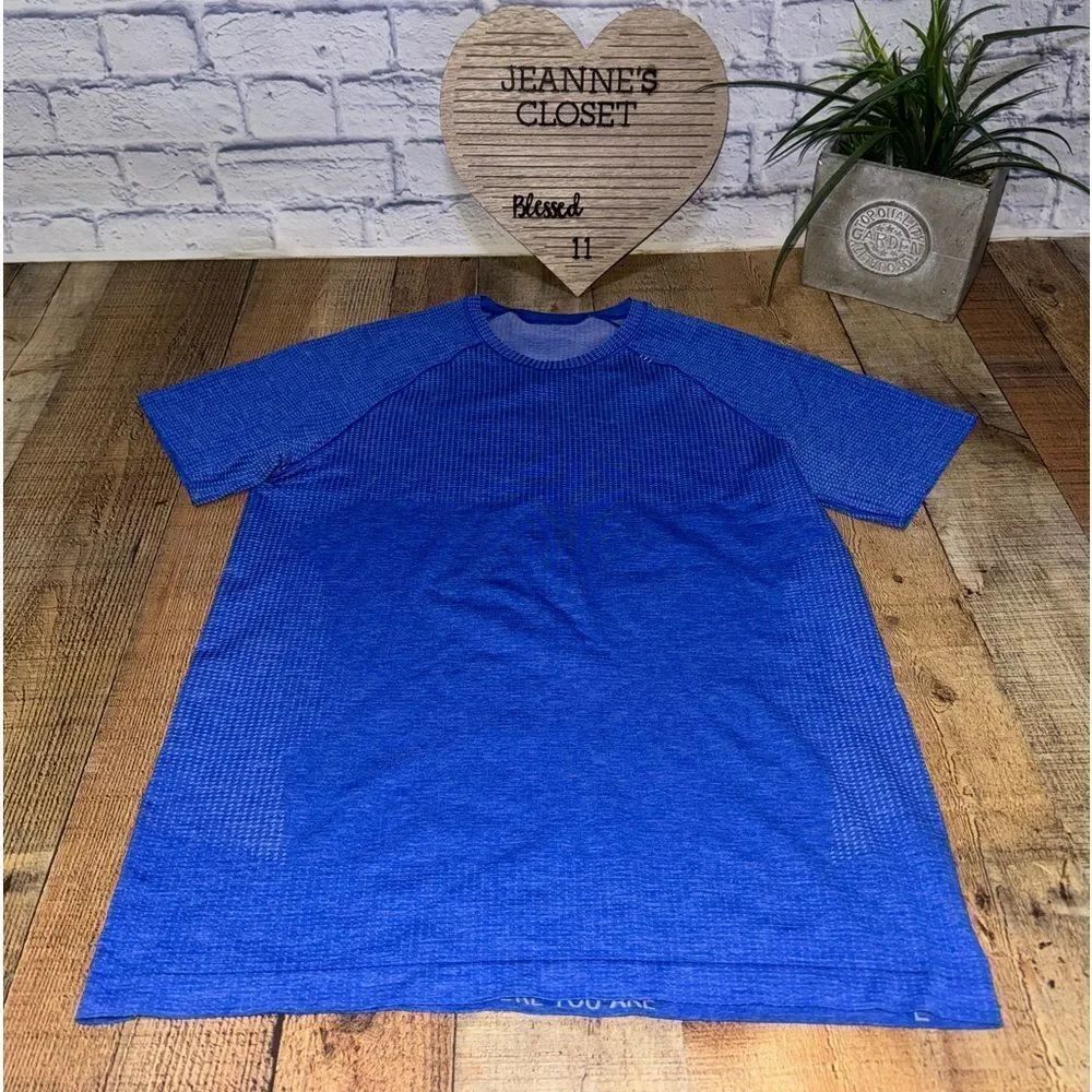 Lululemon Metal Vent Tech T-Shirt Blue swiftly